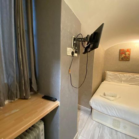 דירות לונדון F24- Basement Single Studio Near Paddington מראה חיצוני תמונה