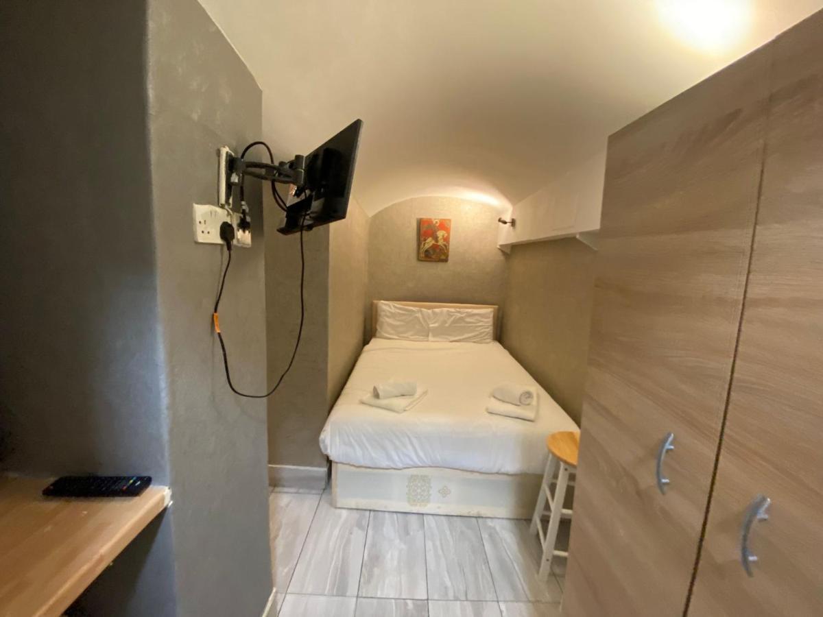 דירות לונדון F24- Basement Single Studio Near Paddington מראה חיצוני תמונה